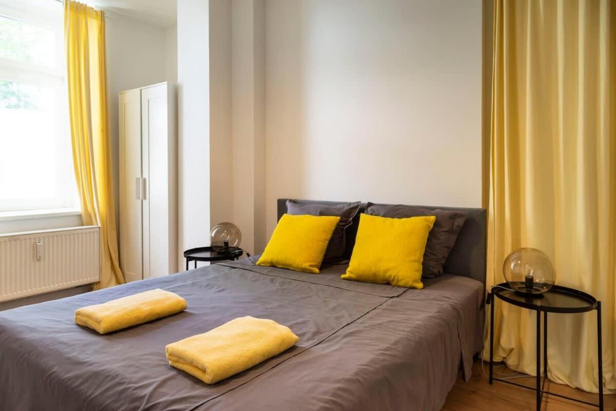 Cosy Two Br Plus Self Checkin Plus Street Parking Berlin Exterior foto